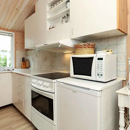 Feriehus One-bedroom Holiday In Albaek 2 Rødby